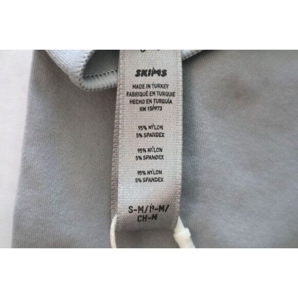 SKIMS Women's Sz S/M Light Gray Essential Long Sleeve Scoop Neck Bodysuit - Picture 4 of 4